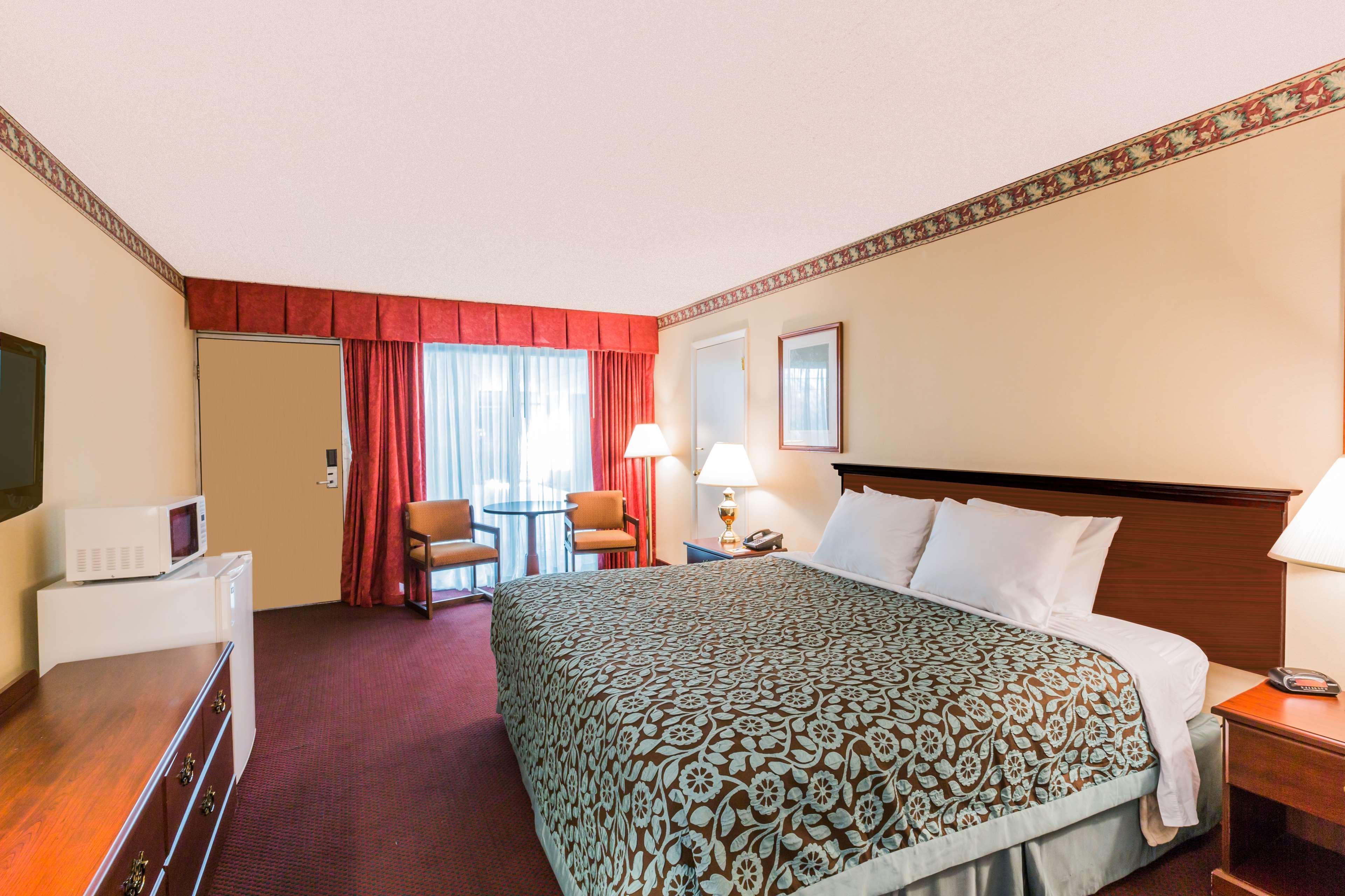 Days Inn East Stroudsburg Esterno foto